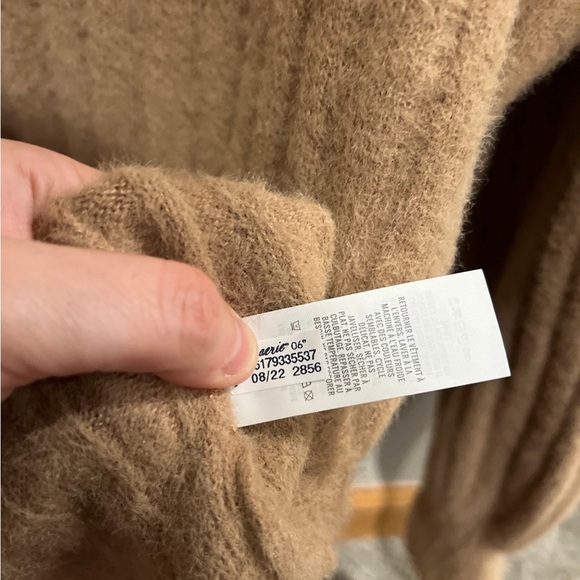 Aerie Oversized Tan Women’s Sweater size XS - Picture 5 of 8